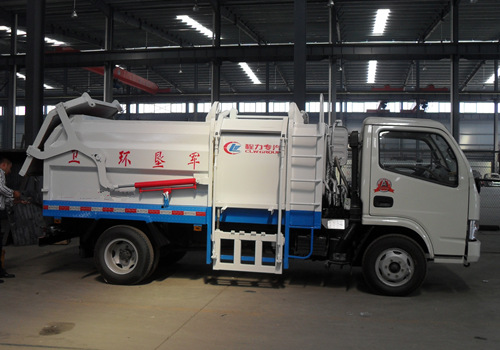 東風銳鈴側裝壓縮式<a  data-cke-saved-href=http://www.dfxqc.com/lajiche/ href=http://www.dfxqc.com/lajiche/ target=_blank class=infotextkey><a href=http://www.hotel701.cn/ljc target=_blank class=infotextkey>垃圾車</a></a>