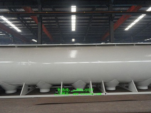 散裝<a href=http://www.hotel701.cn/siliaoche/ target=_blank class=infotextkey>飼料車</a>廠家-獨立作業式散裝飼料罐